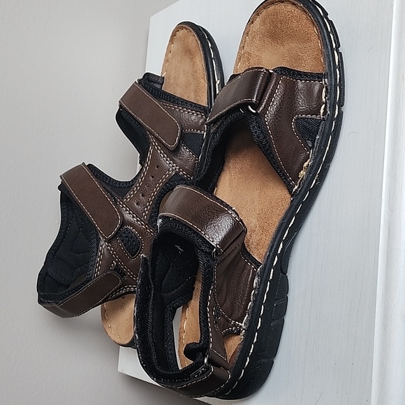 Comfort Zone Italian collections men's Velcro sandals excellent condition - Picture 5 of 8